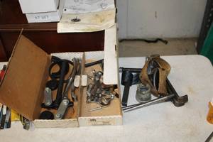 lot 222 image: Lot of  Assorted Gear and Bearing Pullers