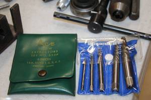 lot 249 image: Lot of (2) Screw Extractor Kits