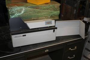 lot 46 image: Martin Yale 6200 Desktop Letter Folding Machine
