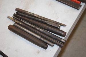 lot 325 image: Lot of (7) Assorted Punches and Chisels