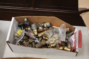 lot 343 image: Lot of (1 Box) Assorted Fittings and Connectors