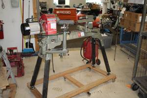 lot 4 image: Technatool Nova Swivelhead 8-speed Lathe on Rolling Platform 1624-44