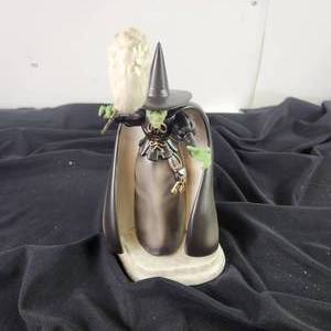 lot 9 image: Lenox Wicked Witch Of The West Statue