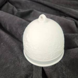 lot 42 image: LLADRO 17616 Winter Bell Blue Ribbon New Open Box