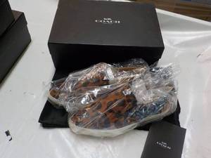 Coach Size 6M Wildbeast Brown Mist...