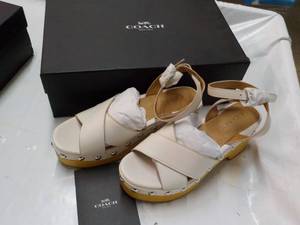 Coach size 7m Astor Semi Matte Calf...