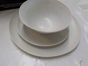 Mainstays 12 pc Dinnerware Set Juego de Vajilla