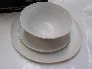 Mainstays 12 pc Dinnerware Set Juego de Vajilla