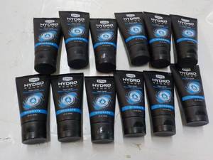 12 x 2 oz Schicks Hydro Sense Shave Cream
