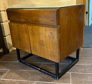 lot 80 image: Vintage Accent Cabinet by American of Martinsville