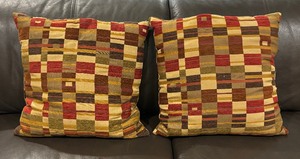 lot 84 image: Array of Accent Pillows