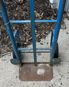 lot 190 image: Horizontal and Vertical Dolly