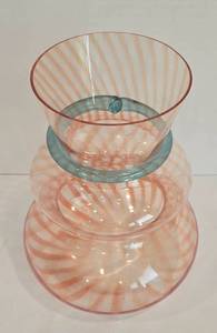 lot 123 image: Signed & Numbered Kosta Boda Konstglas Vase