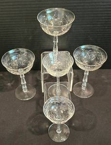 lot 146 image: Sparkling Vintage Crystal Stemware Options