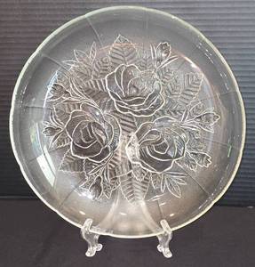 lot 192 image: Sparkling Vintage Crystal and Glassware Collection