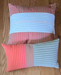 lot 202 image: Pretty Bedroom DecorPillow Grouping