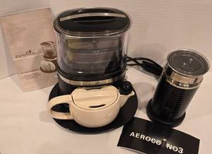 lot 275 image: Small Kitchen TeaMilk Frother Appliances