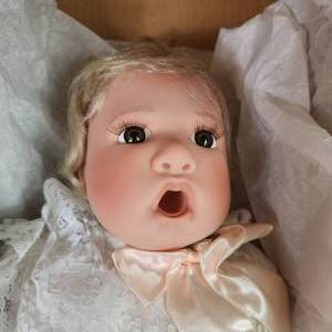 Lee Middleton Original Doll Inc.