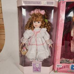 Lot of 3 Dolls