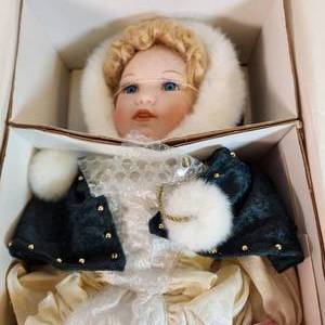 William Tung Collection Porcelain Dolls Laura Beautiful