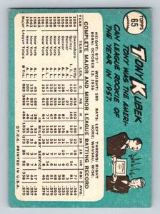 lot 55 image: Tony Kubek 1965 Topps #65 Vintage Baseball Card