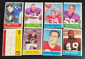 lot 39C image: 1964 Philadelphia Football 8 Card Vintage Lot