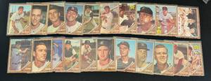 lot 115A image: 1962 Topps Baseball 21 Card Vintage Lot