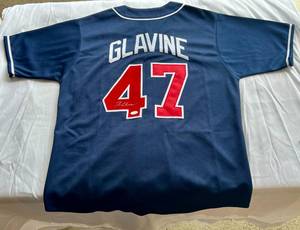 lot 4A image: Tom Glavine Signed Jersey with JSA COA Size XL - Atlanta Braves Baseball