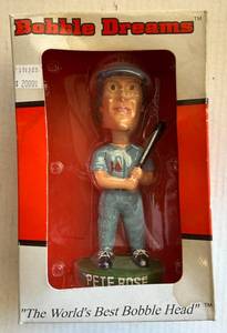 lot 49E image: Pete Rose Bobblehead by Bobble Dreams - Baseball