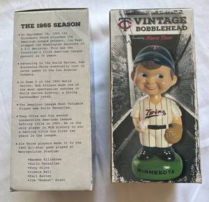 lot 44E image: Minnesota Twins Baseball Bobblehead Kwik Star Vintage SGA