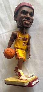 lot 62E image: LeBron James Cleveland Cavaliers Basketball Bobblehead