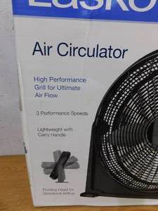 lot 39 image: Lasko 18 in. 3 Speed Oscillating Pedestal Fan with Adjustable Height, Easy Assembly, and Quiet Cooling for Any Room in Black