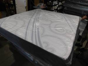 lot 47 image: King Mattress 12 inches thick