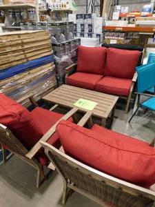 lot 152 image: Hampton Bay 4 pc Outdoor patio set