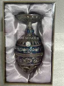 lot 26 image: Jane Seymore St. Catherine Court Musical Egg