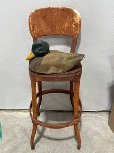 lot 58 image: Vintage Duck Decoy & Metal Chair 33 Inches