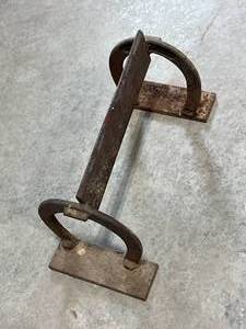 lot 59 image: Antique Boot Scraper