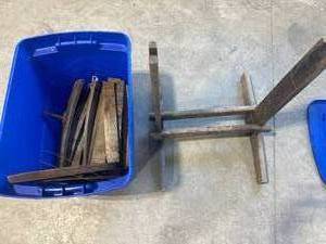 lot 65 image: Antique Butter Churn #1