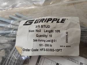 lot 46 image: Gripple No 3 -  38 Stud hangers - 10 ft length - 3 full packages of 10 each  a few loose cables