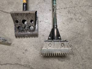 lot 55 image: 2 Shingle remover tools and 1 20 concrete spreader (broken handle)