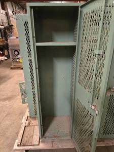 lot 4 image: set of vintage school sports lockers - green
