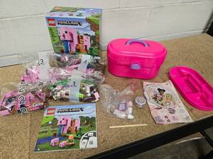 lot 16 image: Minecraft Lego set and Barbie case with stickers etc