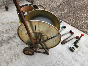 lot 6 image: Plastic Banding and Miscellaneous Banding Tools