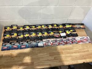 lot 550 image: LOT OF Assorted Triple A Batteries