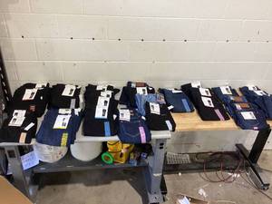 lot 580 image: LOT OF Womens Jeans Variety of Sizes