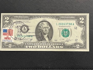 lot 32 image: 1976 $2 Dollar Bill Uncirculated Fort Bragg Postage