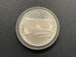 lot 79 image: 1991 1 Ounce .999 Fine Silver Round