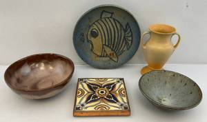 lot 43 image: Vintage Pottery FRANKOMA & More