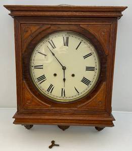 lot 48 image: Vintage Seth Thomas Office Wall Clock With Key 18 x 24