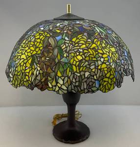 lot 81 image: Vintage Ornate Cast Metal Lamp With Ornate Stained Glass Shade 21 x 24 Tall